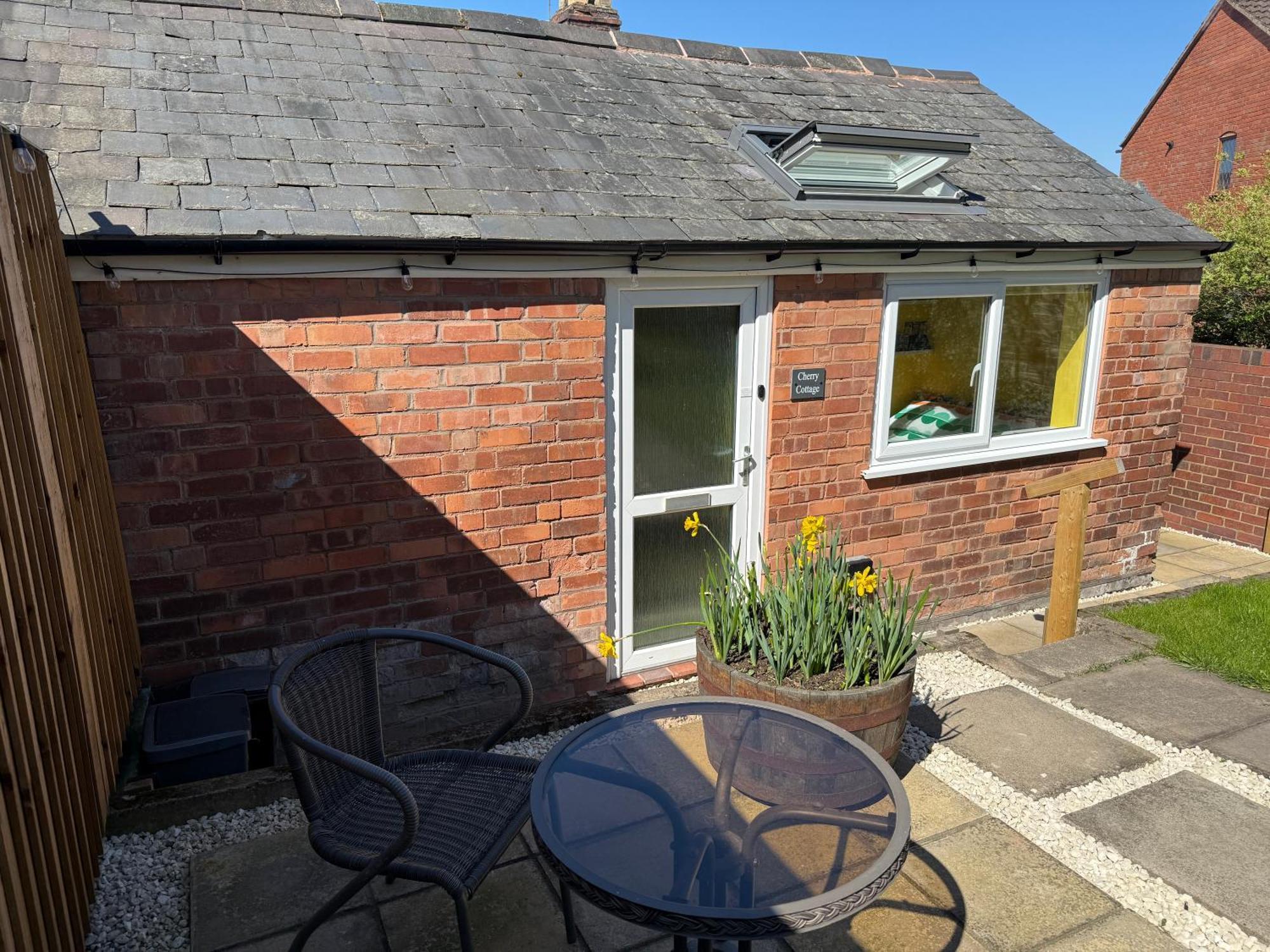 Cherry Cottage Retro Stay, Stourport-On-Severn Exterior photo